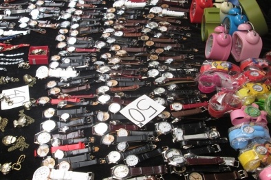 Nhiễm độc da vì dùng đồng hồ đeo tay giá rẻ